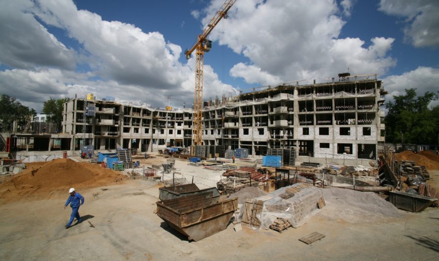 В Подмосковье утвердили стандарт работы на строительных площадках